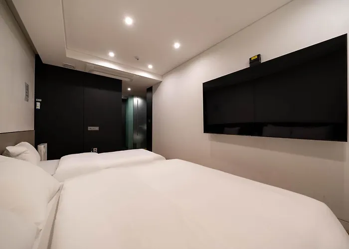 Amare Jongno Hotel