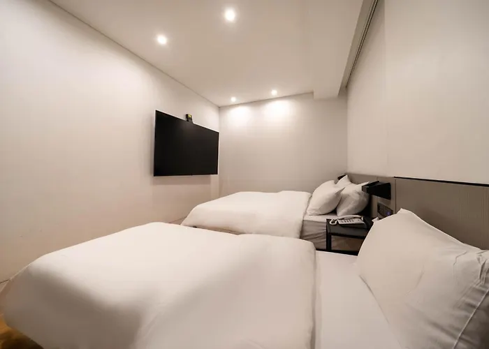 Amare Jongno Hotel